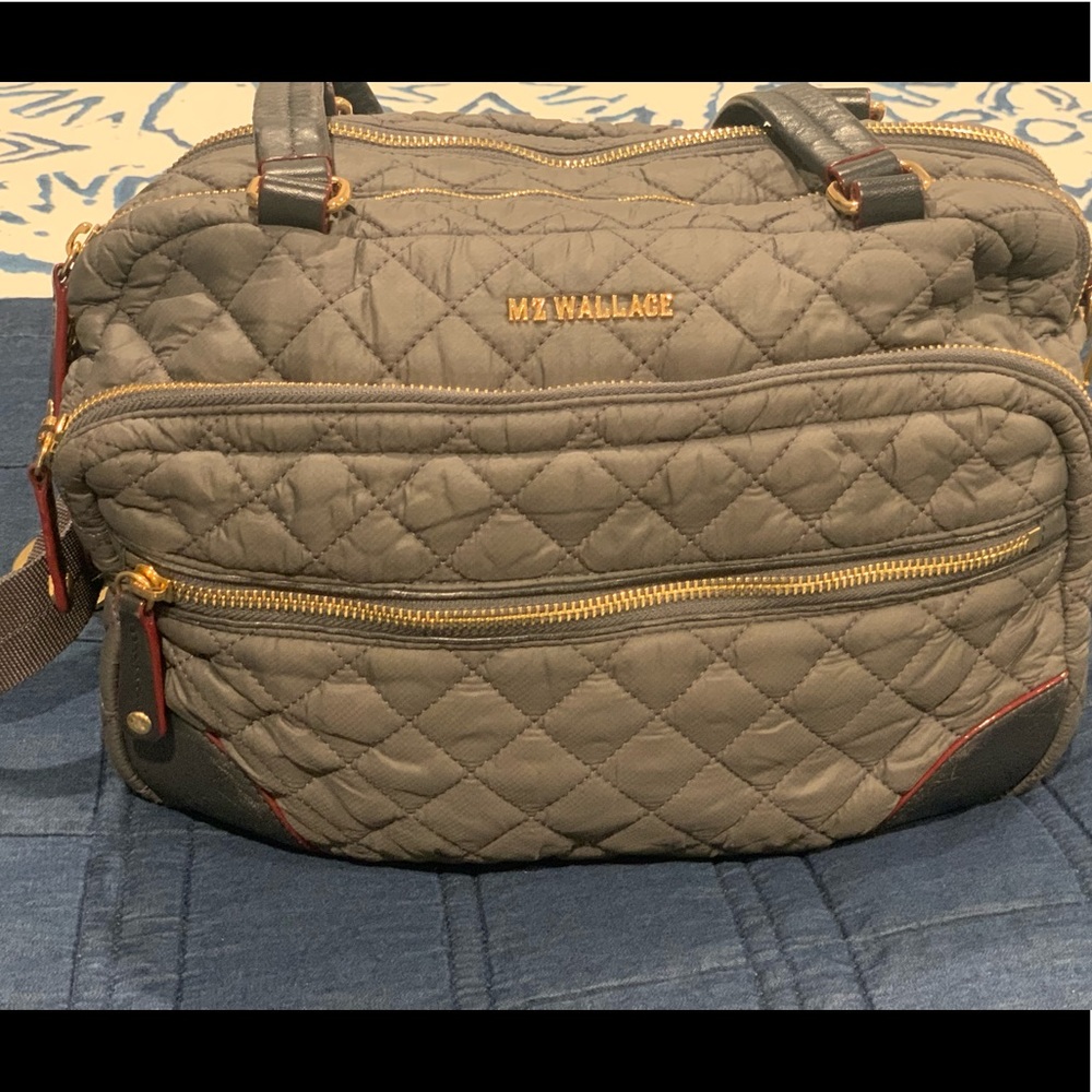 MZ Wallace Crosby - Used, Magnet color